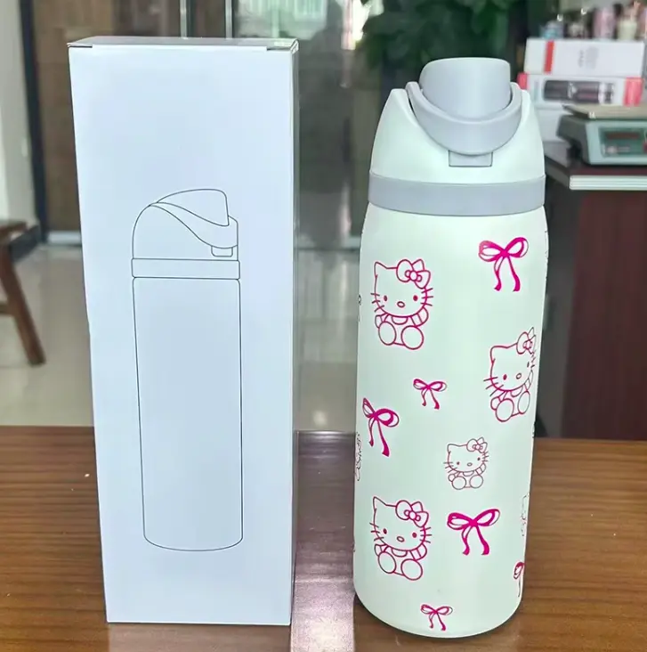 Owala 32 Oz - Hello Kitty White 1.webp